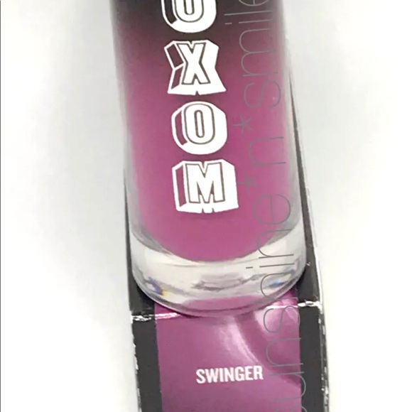 💋BUXOM Wildly Whipped Matte Lip Plumping Liquid Lipstick Magenta-Plum ~ SWINGER - Picture 2 of 6